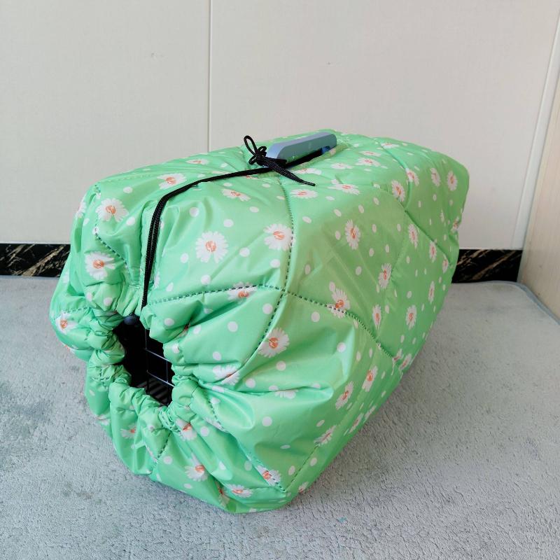 

Thickened Insulated Pet Carrier Cover Windproof Quilted Cover Cat Dog Carriers Travel Bag Protector with Drawstring Closure Suitable 48X32X30cm