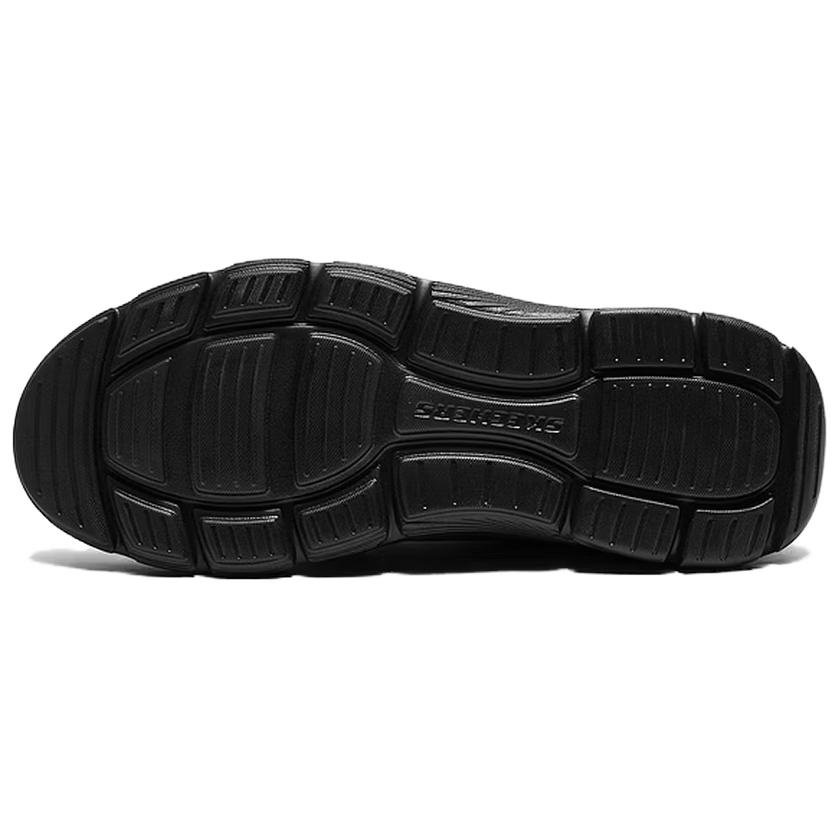 Skechers Classic Low Top Casual Shoes Men sneakers Solid-Color 205920-DKBR