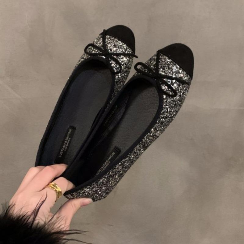 Women's Single Shoes Spring New Round Head Light Mouth Color Sequin Fabric Butterfly Knot Soft Sole Non-slip Flat Shoes