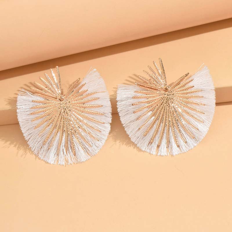 Bohemian Colorful Heart Tassel Dangle Earrings For Women Exaggerated Big Fan Shaped Irregular Temperament Earrings Jewelry белый