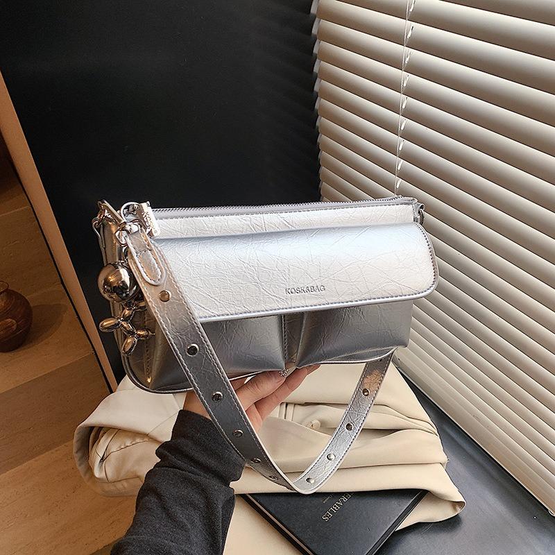 Large-capacity bag women's summer new niche messenger bag casual shoulder underarm small square bag