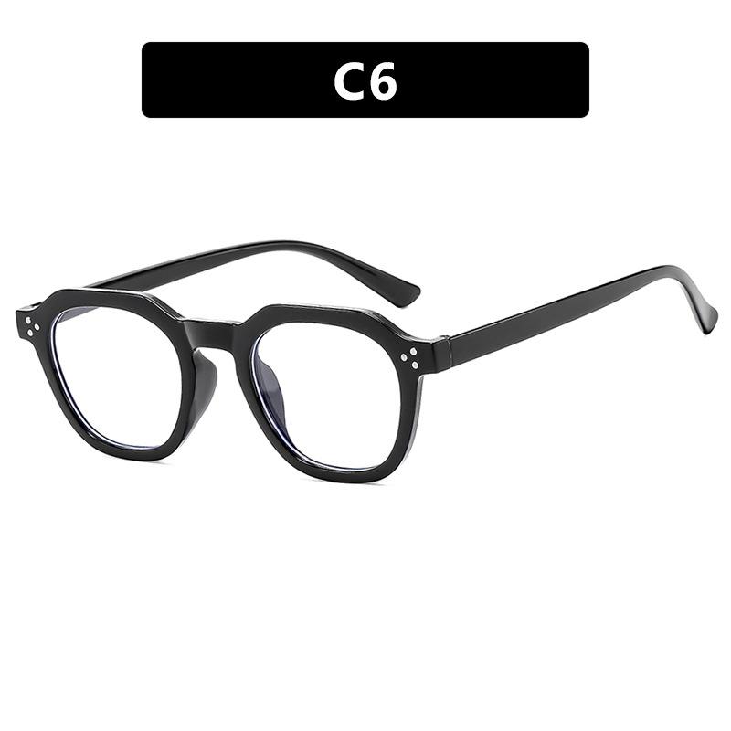 Square Rivets Sunglasses for Women Men Vintage Trend Trending Sun Glasses Ladies Beach Shades Male Female Driving Fishing Shades