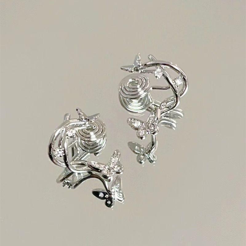 Exquisite butterfly ring-shaped stud earrings, advanced design sense, minimalist cold wind temperament, earrings, versatile design sense