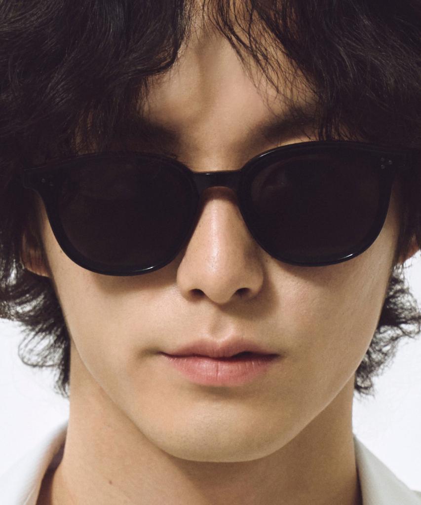 Hangeul Basic Arnel Sunglasses Black