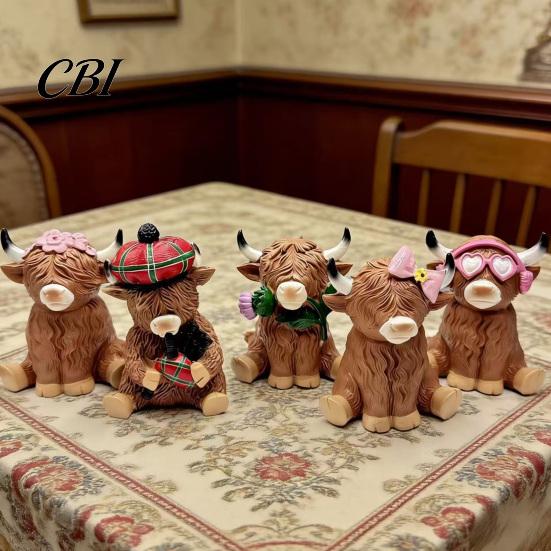 Healing Cartoon Animal Models Highland Cow Figurine, Resin Sitting Sculpture, Farmhouse Desk Matte Finish Crafts Decoration, Cute Statue for