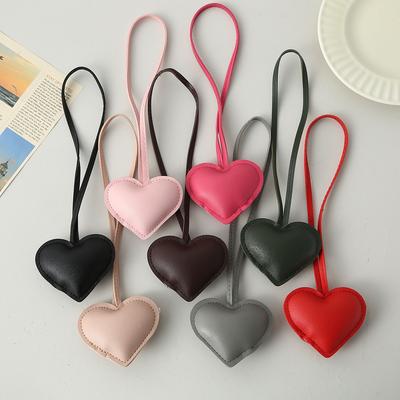 Punkt-Pfirsichherz-Anhänger kreatives PU-Leder personalisierter einfacher Lederanhänger Tasche Schlüsselanhänger Liebe Lederanhänger