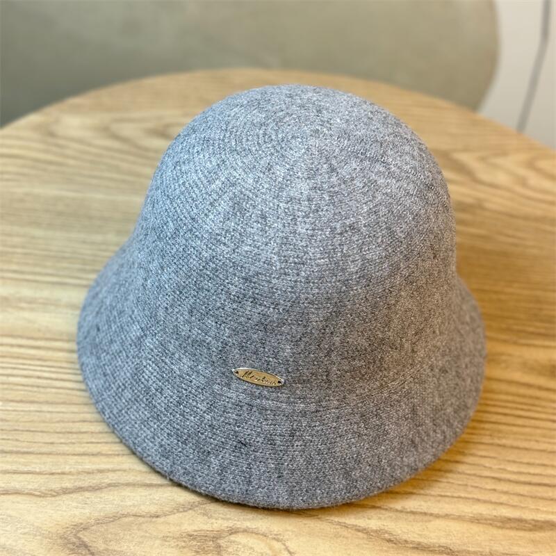 Bucket Hat Women's Autumn and Winter Retro Big Eaves Round Face Warm Face Cover Basin Hat Black