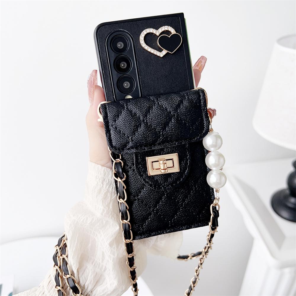 

Кожаный кошелек через плечо с 3D сердечком и решеткой для Samsung Z Fold 3 4 5 Fold3 Fold4 Z Flip 5 4 3 Роскошное металлическое ожерелье, шнур, чехол для ремня Samsung Z flip 5 чёрный
