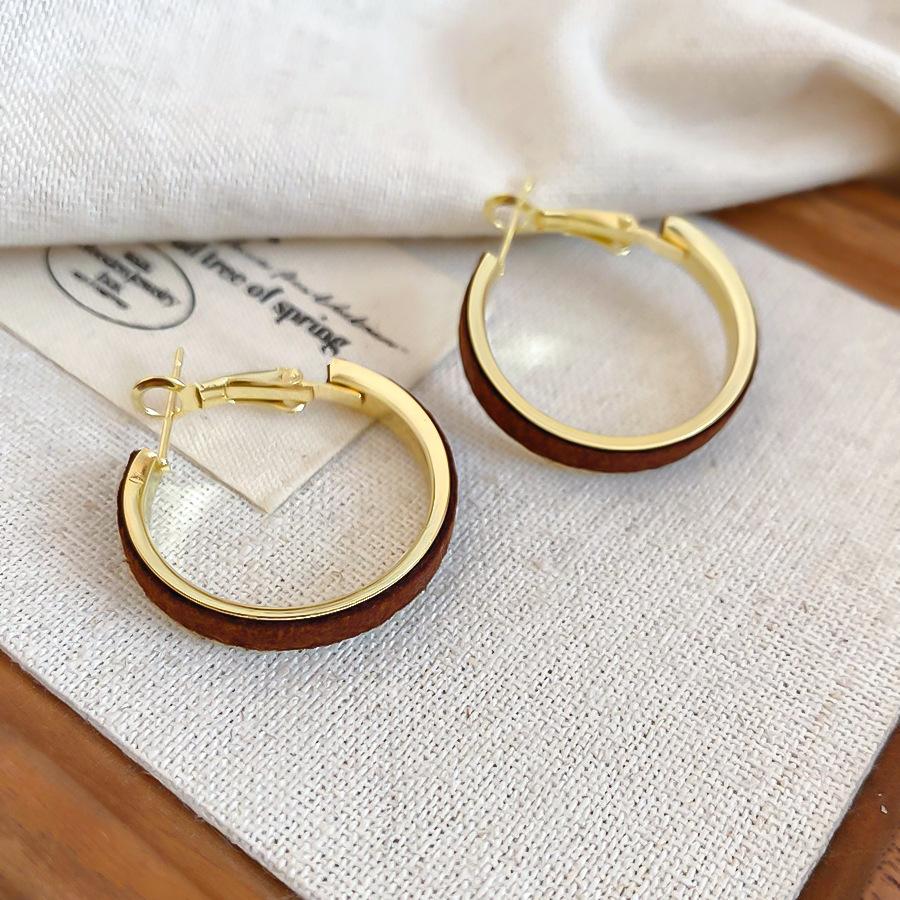 Корейские бархатные круглые серьги ретро Маillard темперамент универсальные серьги серьги женские