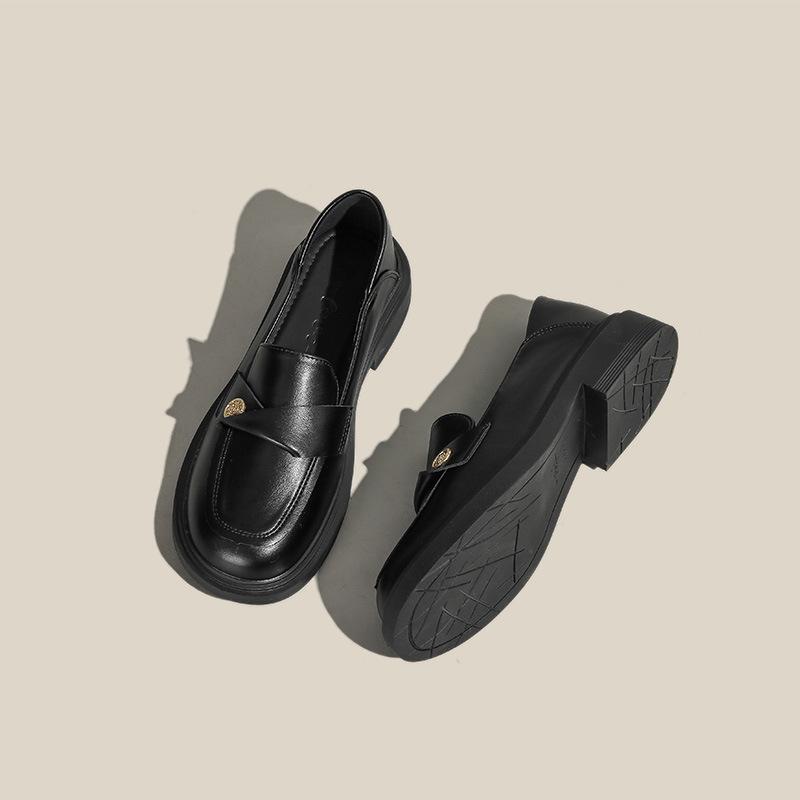 

Лоферы женские 2025 новые кожаные туфли на мягкой подошве женские французские туфли на плоской подошве профессиональные женские туфли с юбками весна и осень 40 чёрный