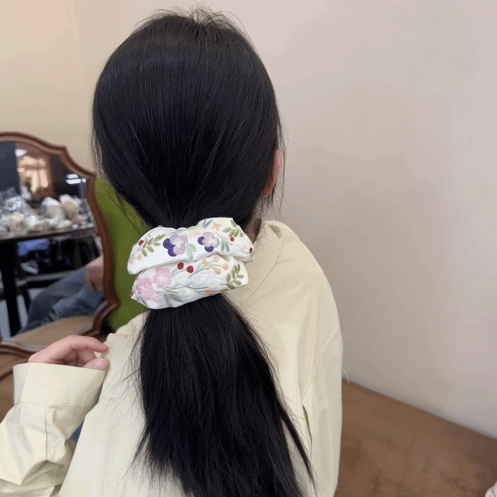 French Style Floral Scrunchies Satin Hair Ropes Temperament Embroidery Hair Scrunchies  Daily
