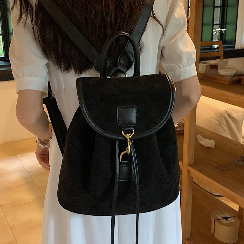 Premium Sense Bag Women's Large Capacity 2025 New Fashion Versatile Backpack Matte Schoolbag Niche Going Out Backpack