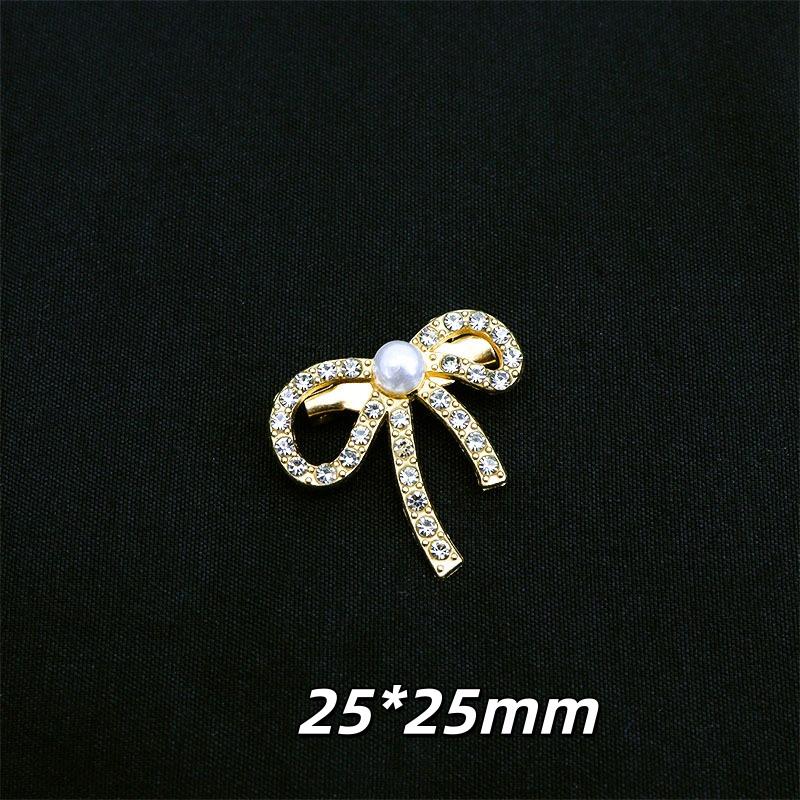 

Elegant Temperament Bowknot Rhinestone Brooch Pin For Women Girls Bow Buckle Pin Cardigan Clip Jewelry Clothing Accessories A1