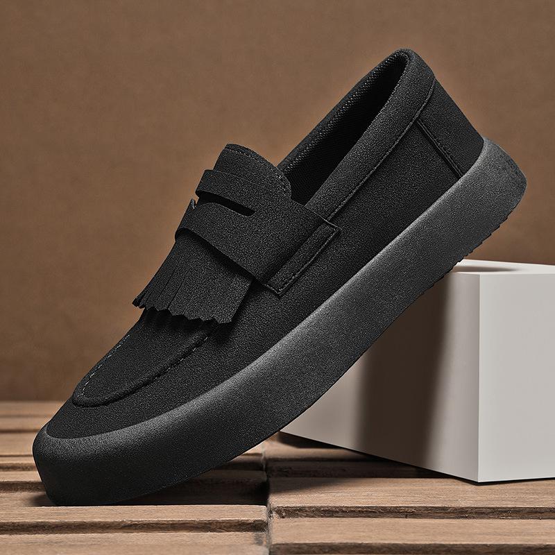 

2025 autumn new men s beanie shoes youth loafers breathable men s shoes British style fashion trend shoes 39