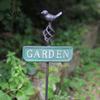 Vintage Style Garden Stakes Retro Bird Stake, Metal Sign Rustic Weatherproof Yard Decorations Decoration with Stake for Flower Bed, Lawn Decorative