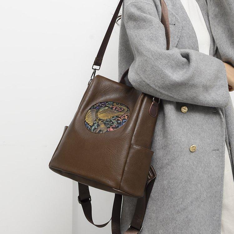 Schoolbag retro anti-theft backpack women's 1011 new soft leather women's bag casual versatile large-capacity travel bag tide