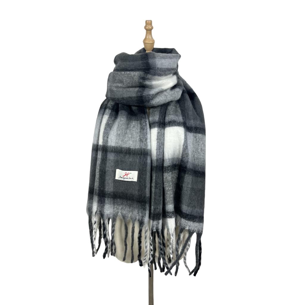 New Atmosphere Scarf Versatile Warm Autumn and Winter Scarf Women's Thickened Shawl Maillard Color