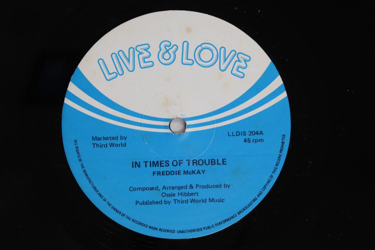 

12inch Record FREDDIE MCKAY In Times Of Trouble LLDIS204 LIVE AND LOVE 1982 UK Reggae Ska Dub Used