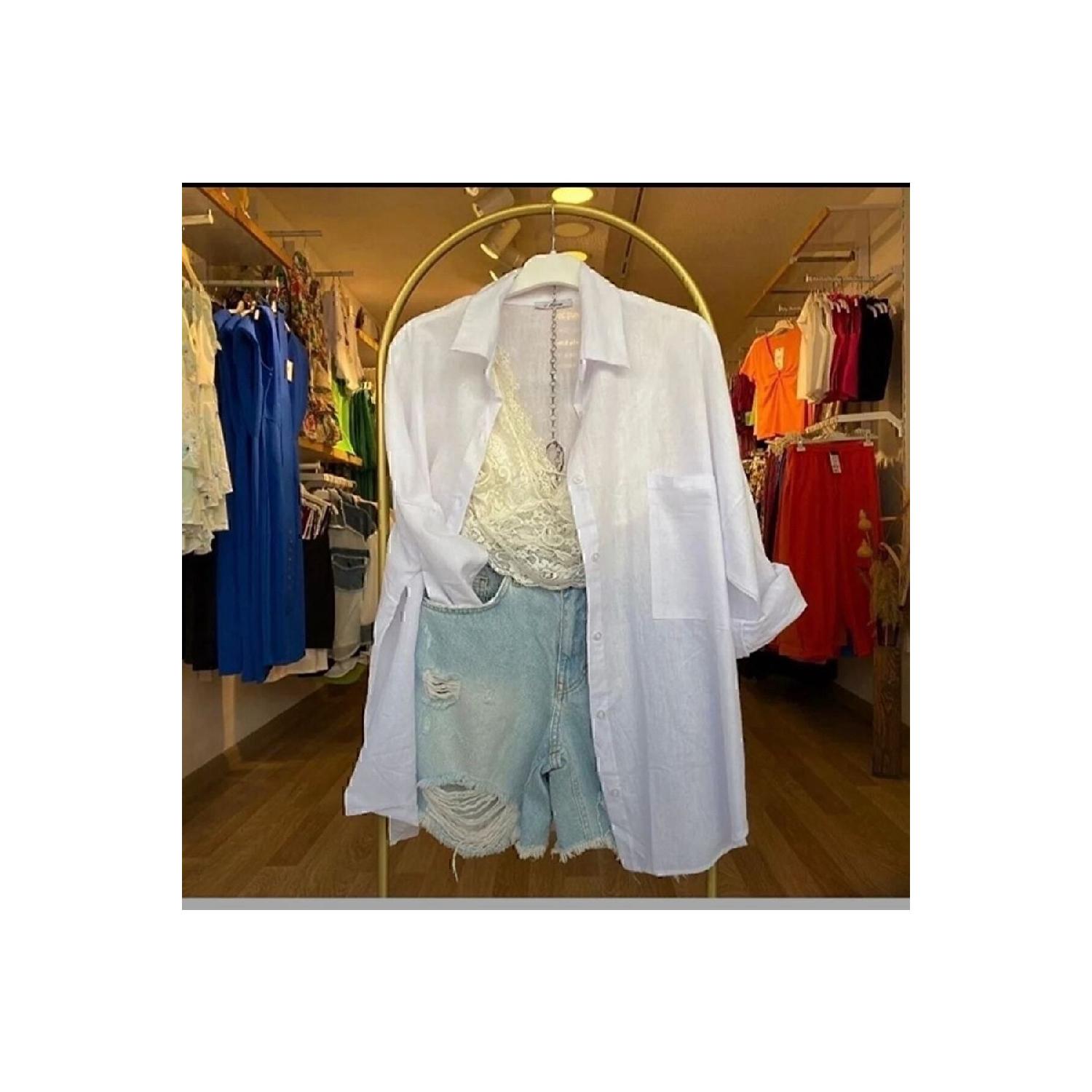 

Жіноча оверсайз біла лляна сорочка Новосезонна літня сорочка S