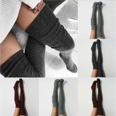 1 Paar Warme und stilvolle Overknee-Stricksocken für Damen Preppy Thermische Winter-Hochstrümpfe mit verdicktem Material Yoga-Socken
