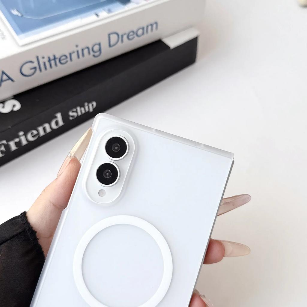 Matte Transparent Magnetic Phone Case for Samsung Z Fold 8 Ultra Fold 8 Fold 7 6 5 for Magsafe Wireless Charging Slim PC Cover