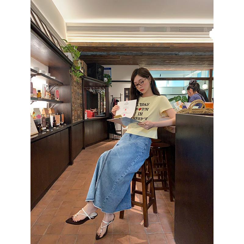 Introducing the "NEWOPEN 2025 Retro Washed Patchwork High Waist Denim Midi Skirt S5097" – a Stylish Summer Staple for a Slimming Vintage Look.