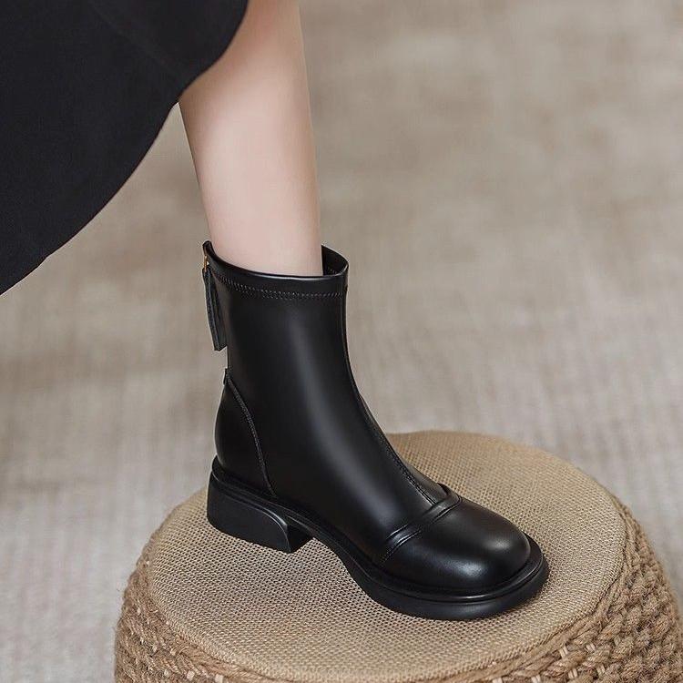 Women  Thick Sole Chelsea Boots Chunky Platform Soft Leather Elastic Ankle Boots Woman Autumn Winter Comfort Black Botas