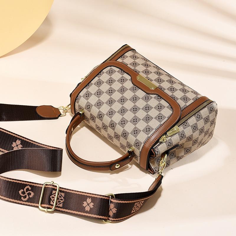 Women's handbag popular shoulder messenger bag trendy fashion bag atmospheric mother bag large capacity simple brand