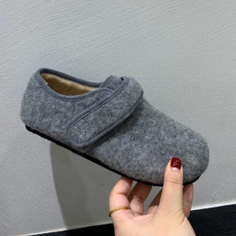 

Модные женские модные туфли на плоской подошве Зима Новые Туфли с круглым носком и глубоким вырезом на мягкой подошве Противоскользящие Износостойкие Низкие туфли 40