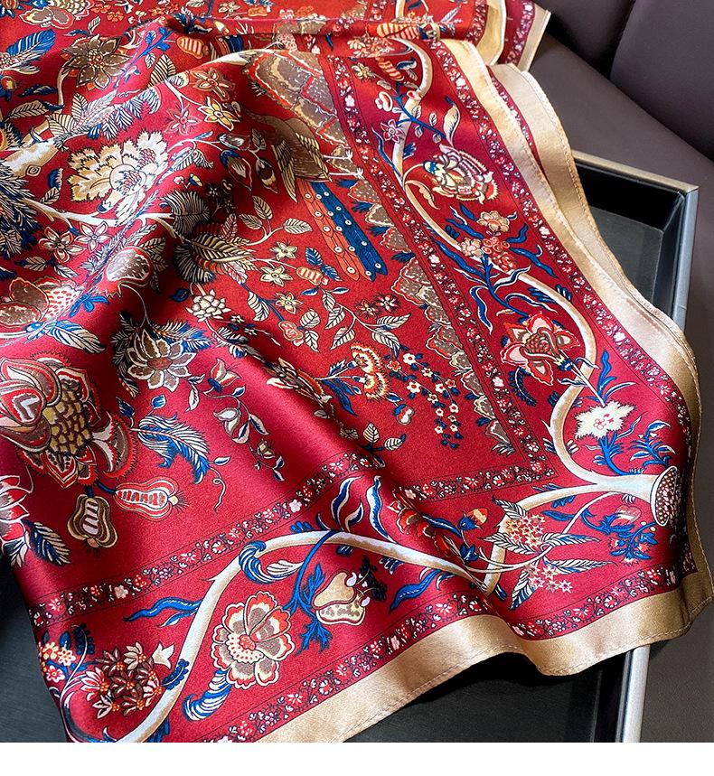 Silk 68cm Retro Small Square Scarf - Spring & Autumn Fashion Accessory for Women