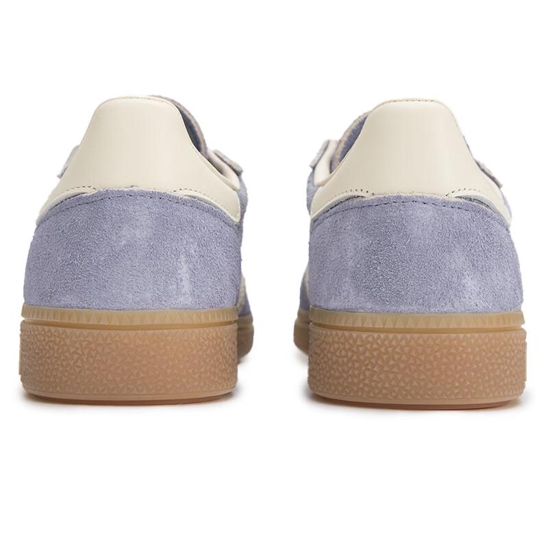 adidas Women's JR0849 Sports Casual Shoes