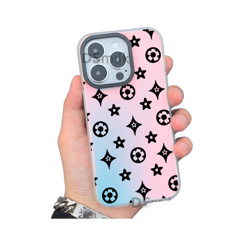 High-end Aurora White iPhone 15 Pro case for all iPhone models from 12 to XR/X.