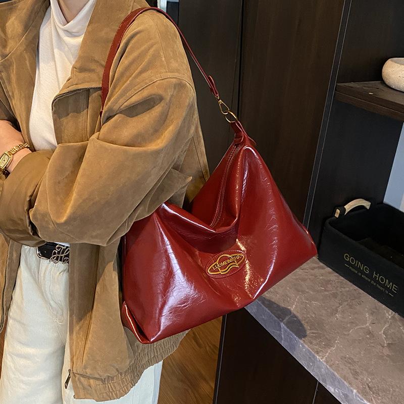 Tote Bag Women's Large Capacity 2025 New Trendy Fashion Simple Retro Design Going Out Commuting Shoulder Bag Messenger Bag