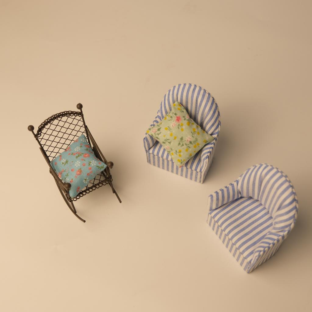 1:12 Scale Miniature Wooden and Fabric Single-seat Sofa Model Suitable for Miniature Model Photography Prop Dollhouse Furniture