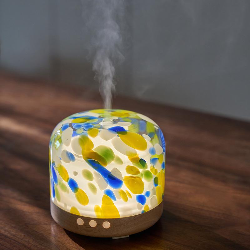 Solid Wood Aromatherapy Diffuser: Silent Humidifier with Automatic Essential Oil Spray - Ideal Home Gift UK Plug