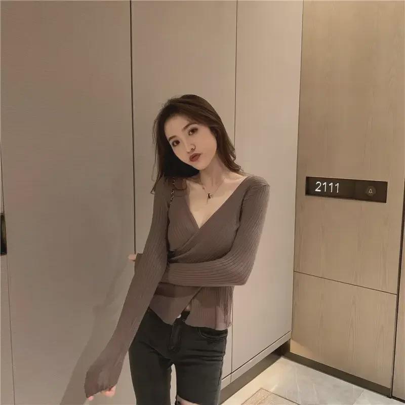 Core-Spun Yarn V-Neck Slim Fit Long-Sleeve Sweater - 2025 Korean Style Pullover