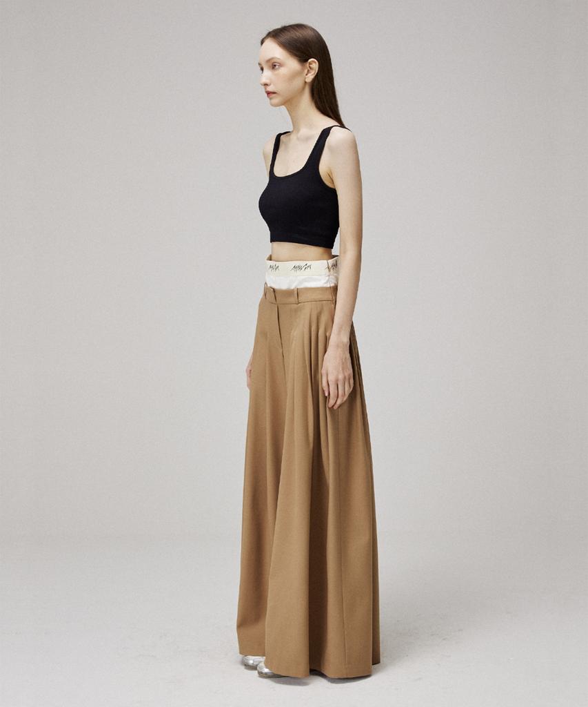 Meuameu Signature Unbalance Pin Tuck Logo Band Flare Slacks