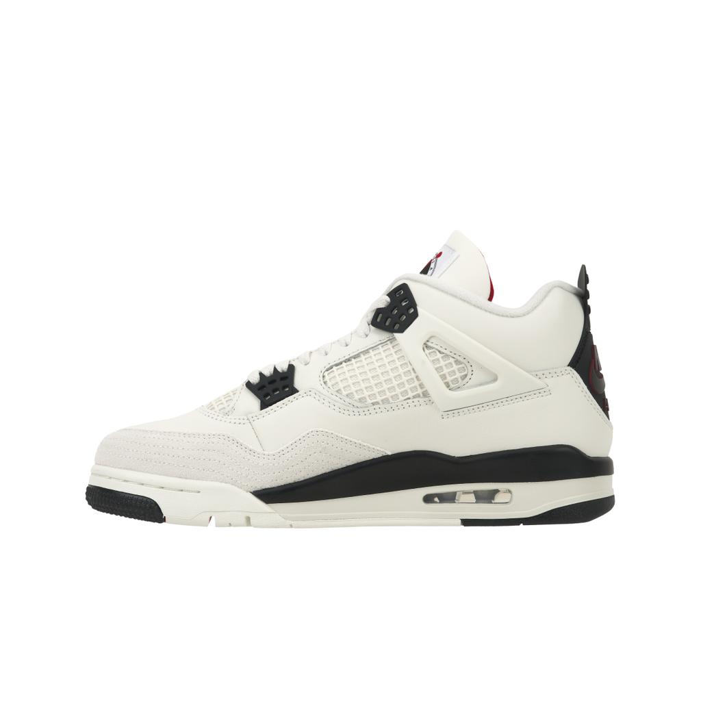 Baskets Homme Air Jordan 4 Retro Flight Club Blanc Voile Noir IM4002-100