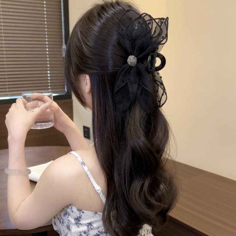 

Элегантная заколка-бант из черного сатина со стразами - Женский аксессуар-краб