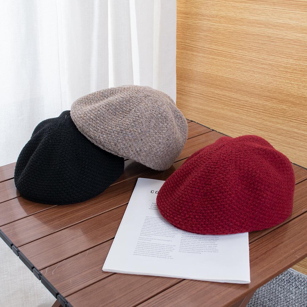 Big Head Circumference Woolen Knitting, Wearing a Red Beret Upside Down, Women's Autumn and Winter Show Their Faces, Small Forward Hat, Painter Hat