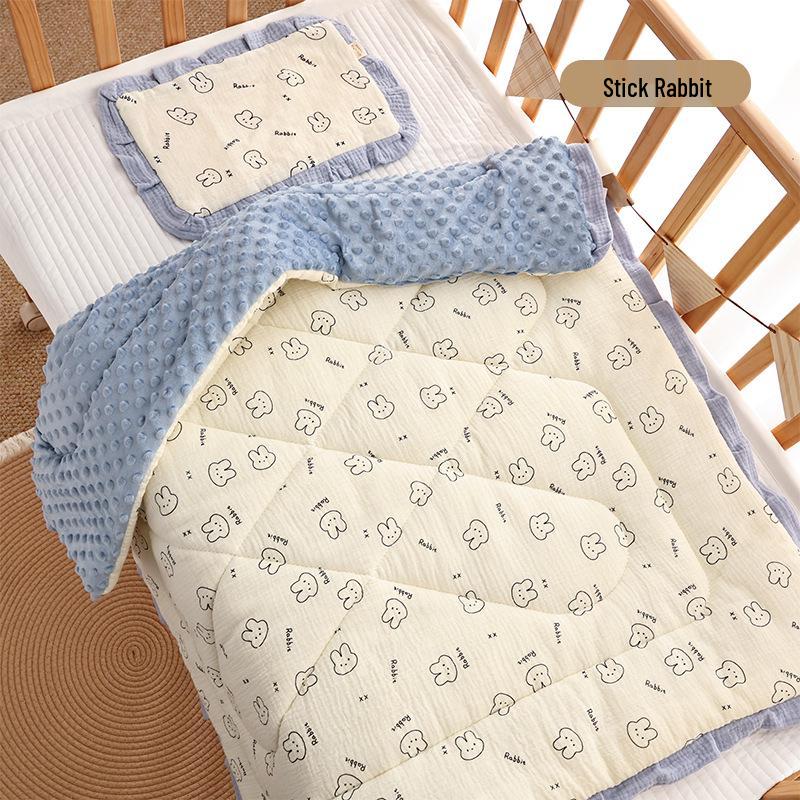Three-Piece Pure Cotton Baby Bedding Set - Bean Cover Blanket, Cloud Pillow, Ruffled Quilt for Spring/Autumn