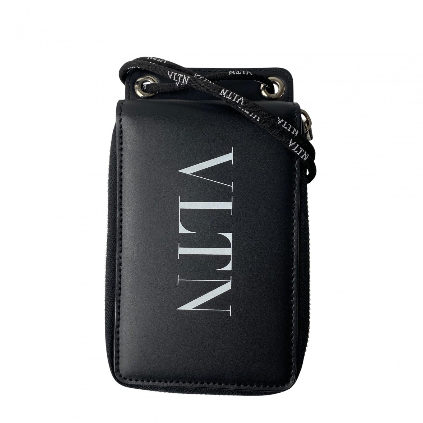 

Used VALENTINOBifold Wallet black leather mens