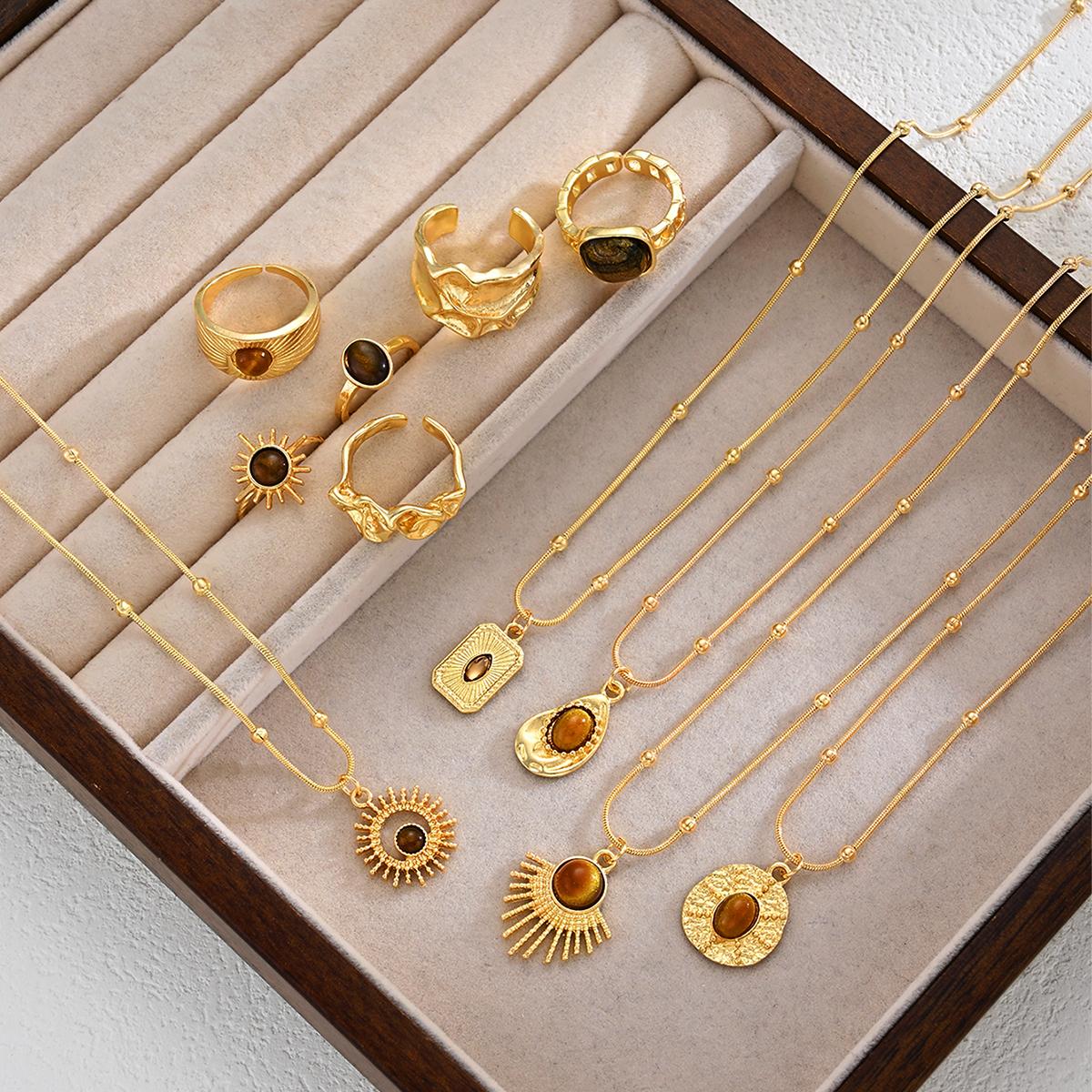 

11 Pcs Vintage Brown Opal Jewelry Set for Women Maillard Gold Color Metal Geometric Pendant Necklaces and Rings Y2K Jewelry Gift