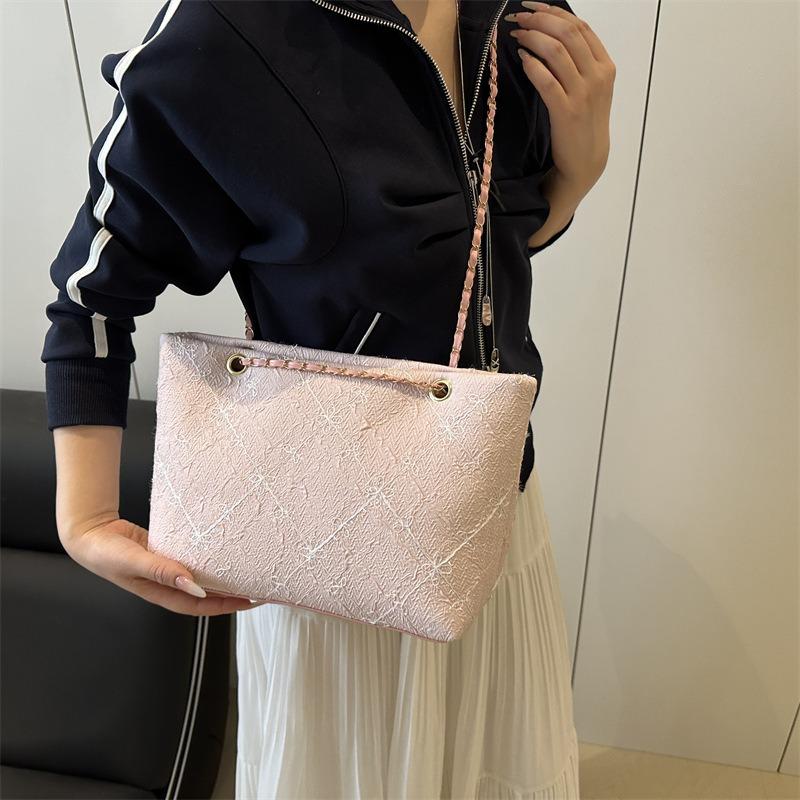 Summer New Solid Color Fashionable Women's Shoulder Bag Casual Underarm Tote Bag Simple Portable Women's Bag