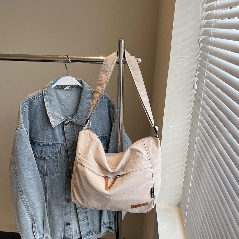 Large capacity tote bag women's summer new trend simple messenger bag bag fashion casual shoulder bag