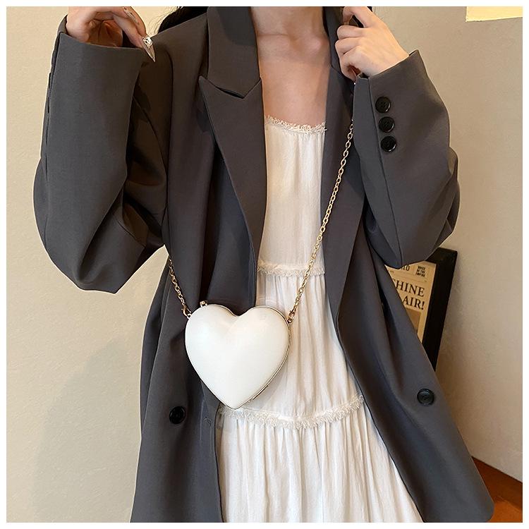 Women's Heart-Shaped Clip-On Mini Bag - 2024 Spring/Summer Chain Heart Bag with Girlish Charm