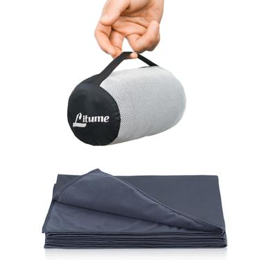 Coperta da viaggio per aereo Litume 170 x 122 cm Soft Disaster Prevention con design pieghevole e sacca portaoggetti dedicata Perfetta per treno, campeggio,