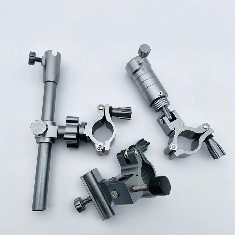 Ensemble Chaise de Pêche Chevalier Européen: Accessoires Universels avec Râtelier de Tourelle, Garde-Poisson et Plateau à Appâts.