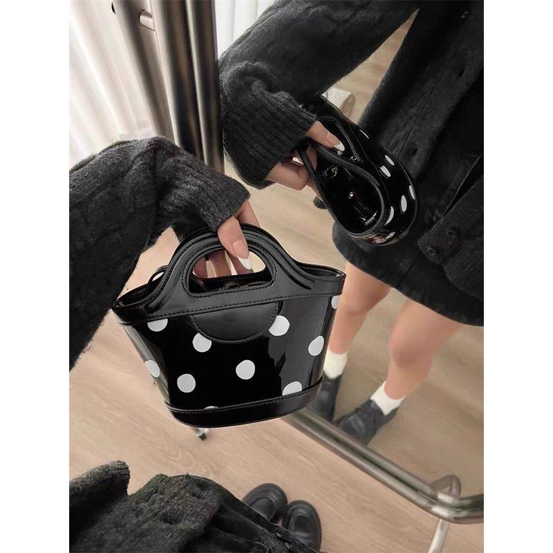 

Good-looking Black and White Polka Dot Vegetable Basket Handbags Women Niche Simple Mini Handbag Shoulder Shoulder Small Bag Black