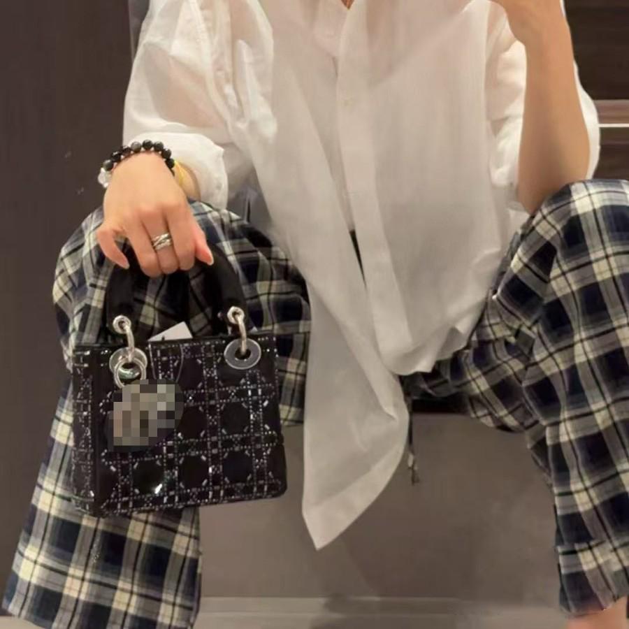 

2025 Dika Высококлассная Сумка Звездная для Богатой Леди: Элегантная и Шикарная Ароматная Сумка 17